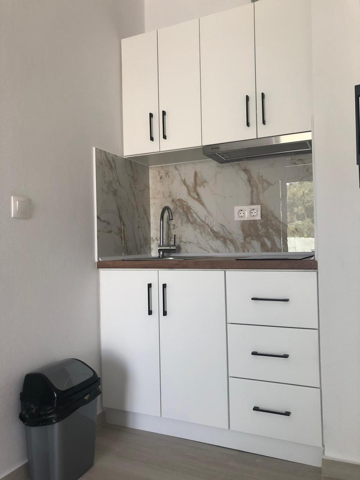 Fiosal Apartments 3 Скиатос Екстериор снимка